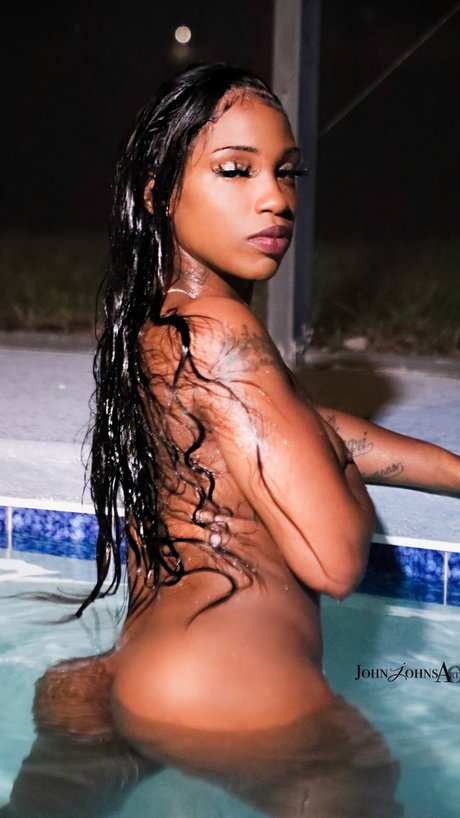 Mzprettyypussyy onlyfans sex leaked