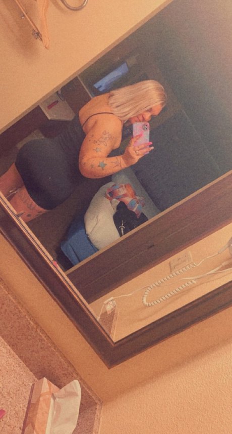 It s like candyy onlyfans nude