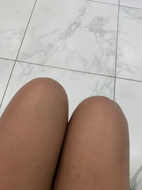 French sexy girl onlyfans images