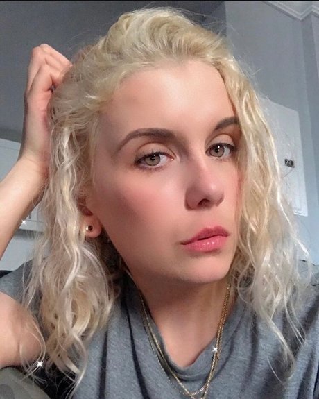 Cara mills onlyfans content type