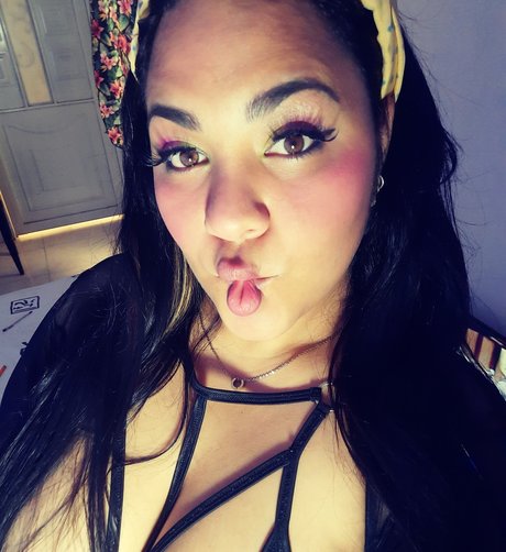 NANY onlyfans nude photos