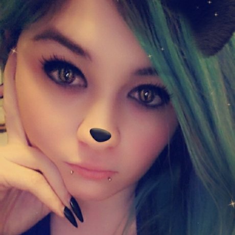 Blue Haired Beauty nudes onlyfans leaks