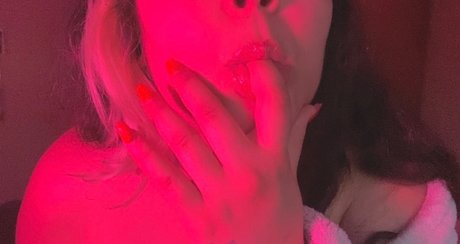 F A M A onlyfans leak naked