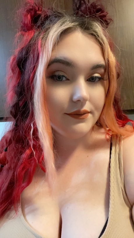 Ella Epperson onlyfans xx