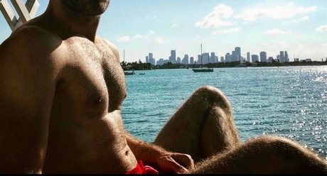 Dave Dude onlyfans tits