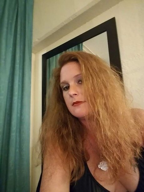 Lisa Palms naked onlyfans leak