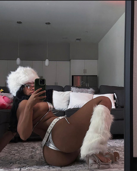 Natural Beauty leak onlyfans