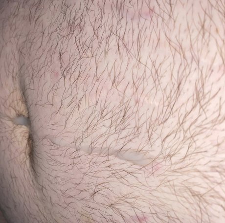 Nathan Daniels topless onlyfans