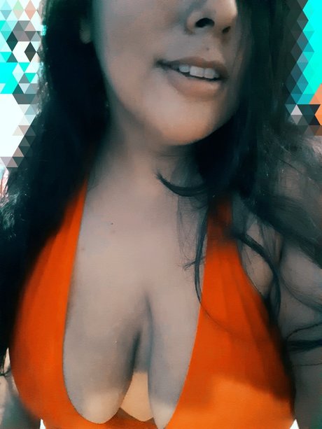 Sexy Curvy Love onlyfans pics leaked