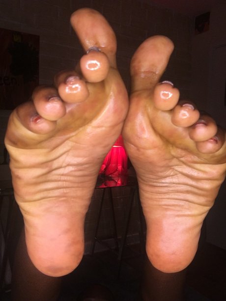 Mistress Cendi onlyfans strip