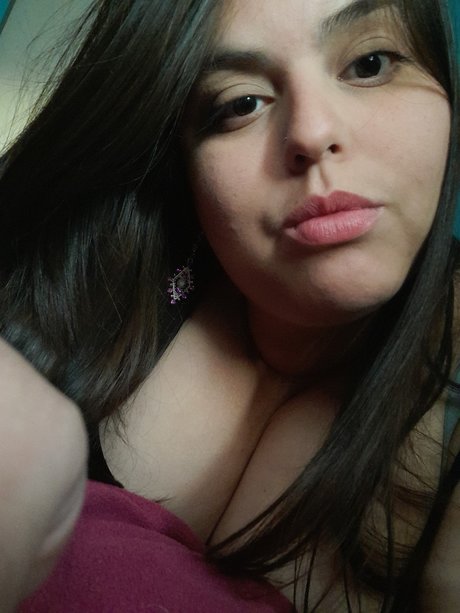 Duliana Hernandez on onlyfans