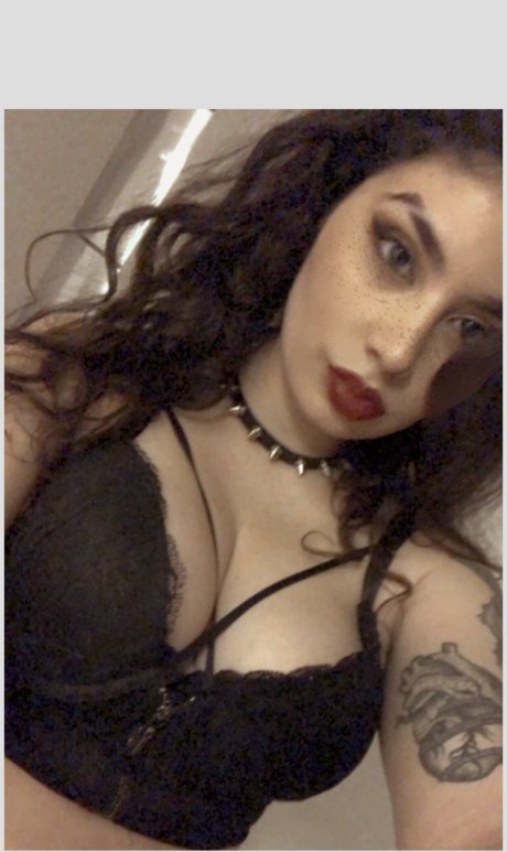 deathcorenymph666 only fans