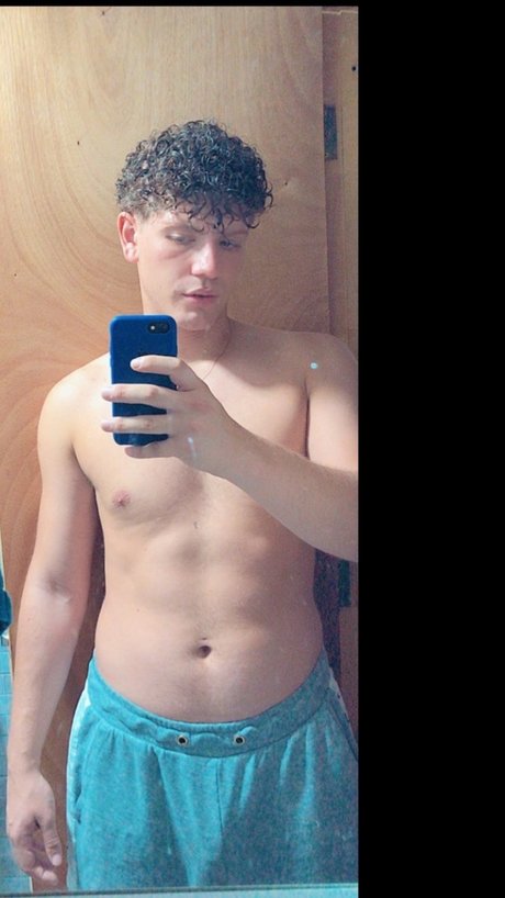 Nicol s Milling nude onlyfans