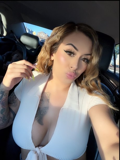 Nayeli Babyy onlyfans leaks sex