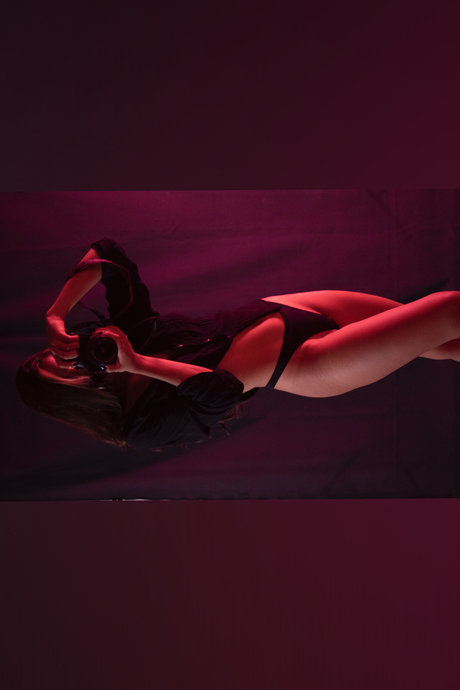 chrome babe nude on onlyfans