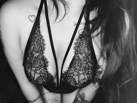 Cummie Bunny is on onlyfans