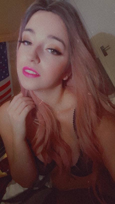 Becca Lane onlyfans naked pics