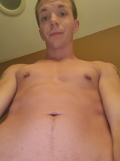 Alexander Devine new onlyfans