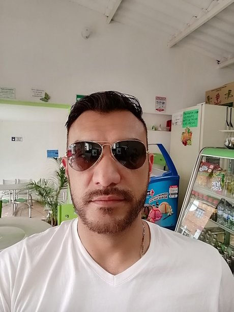 Negrito sabroso onlyfans nude