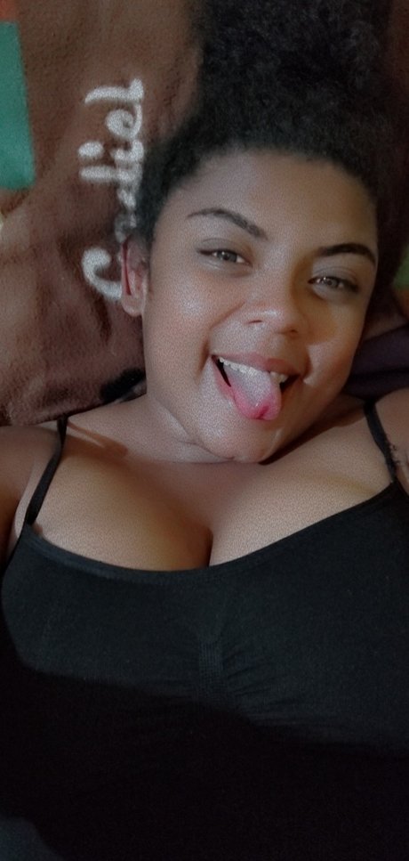 Mulatica 19 onlyfans leak