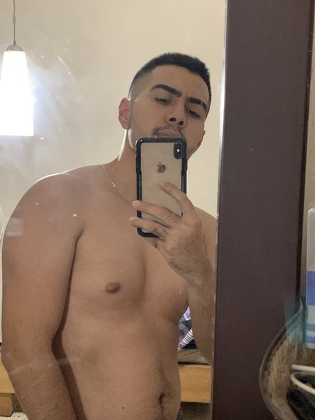 Elcarballom nude onlyfans pics