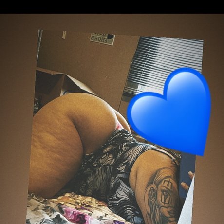 Champagne Mami_ onlyfans leak
