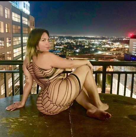 Verotica_ leaks only fans