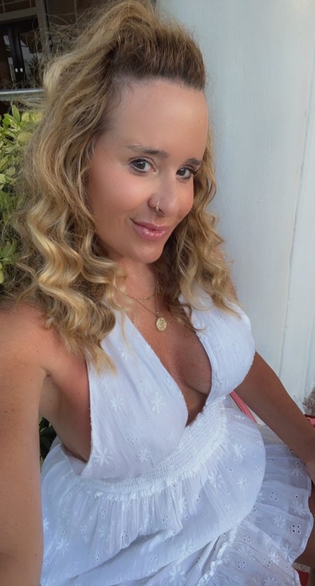 Bethaneebabe onlyfans leak nude