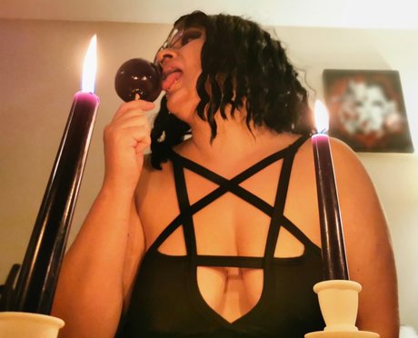 Bellatrixie nsfw onlyfans