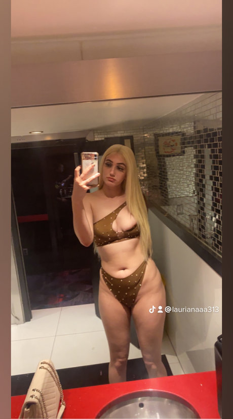 Laurianaa free only fans