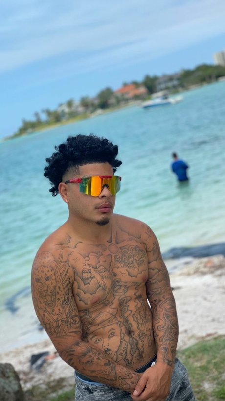 Cubansinsation onlyfans images