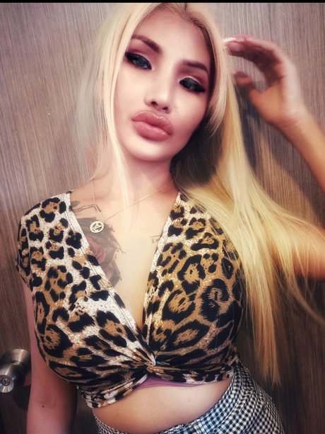 BelenthaiVIP tits onlyfans