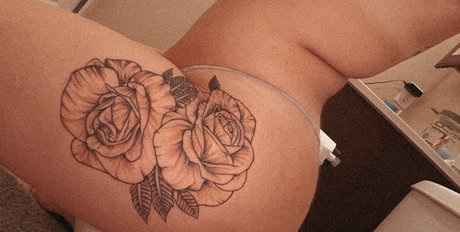 nikki j_ onlyfans sex