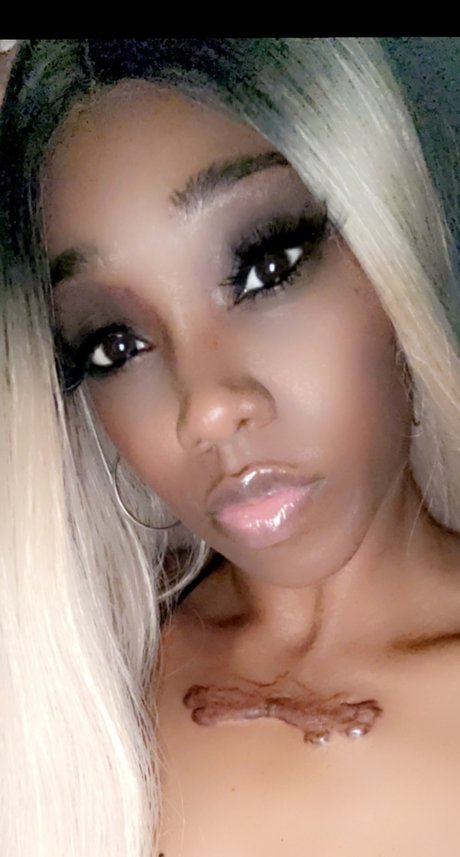 Nikkimonetxxx ass onlyfans