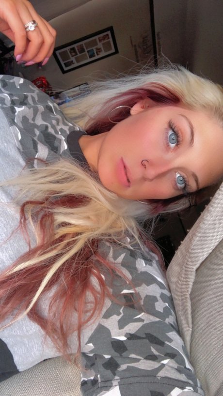 BeautyBabexo onlyfans nude content