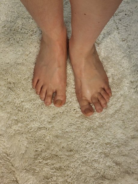 NightFoxWitch onlyfans boobs