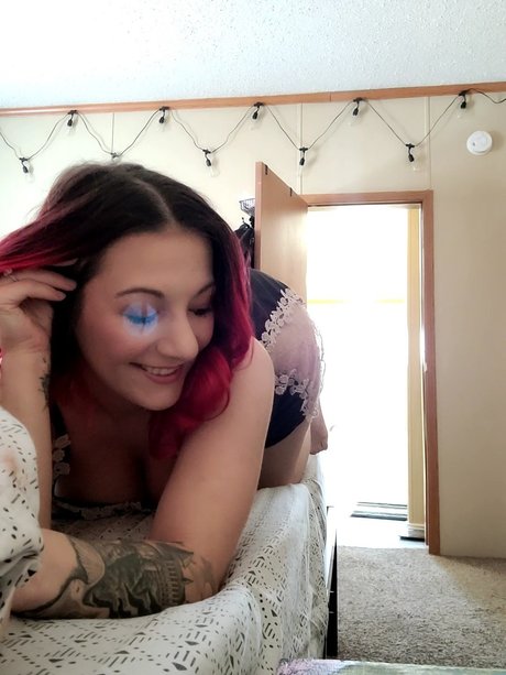 Nicole James only fans pics