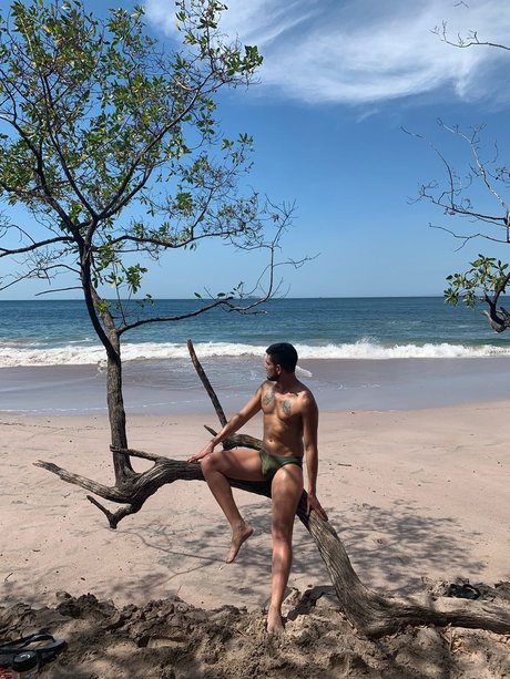 Alex Montenegro nudes onlyfans leak