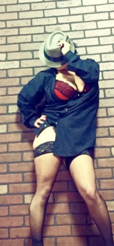 Alexia Knight onlyfans leakes