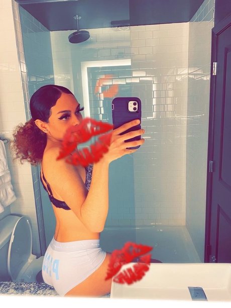 Alexis Dinero nude onlyfans leaks