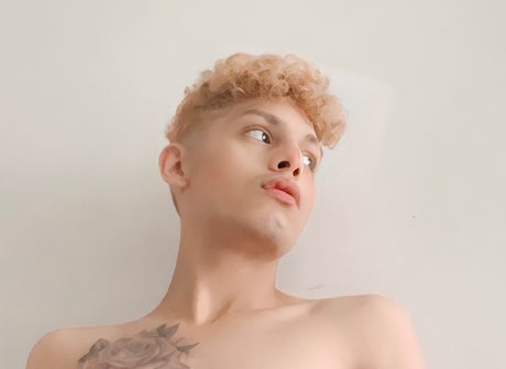 aimer l apollo nude leaked onlyfans