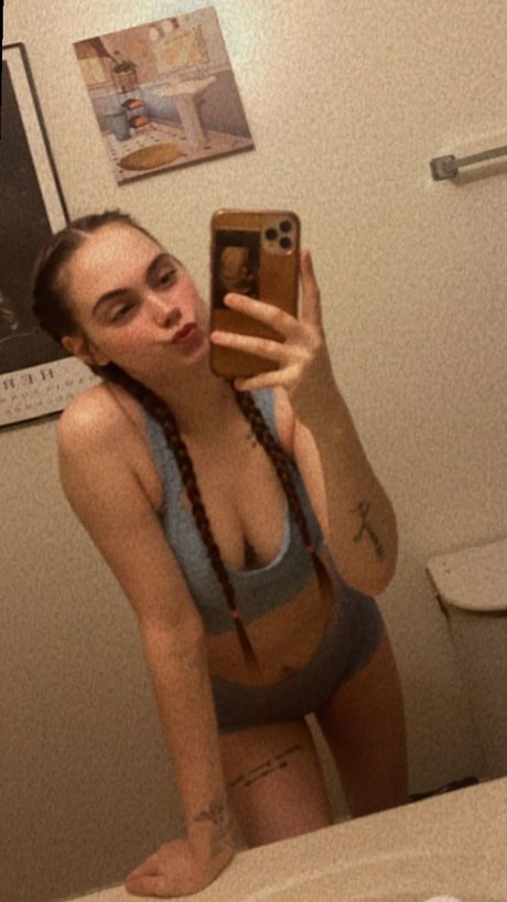 lovely rose leaked onlyfans