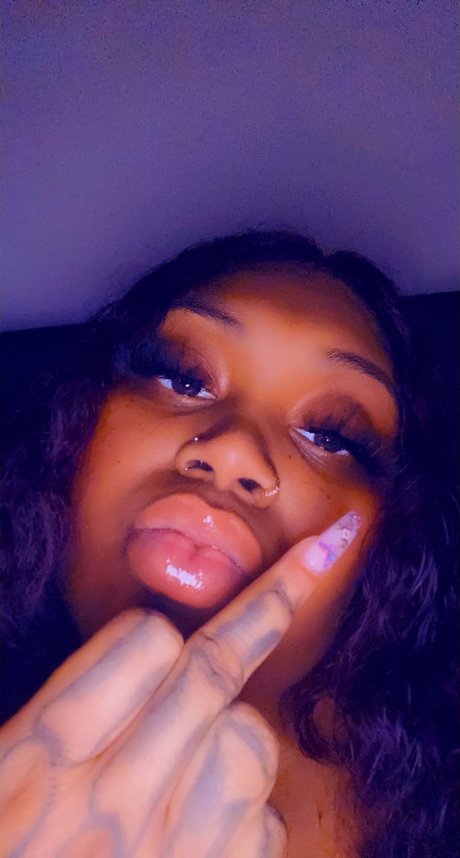 Alexis Love onlyfans leakd