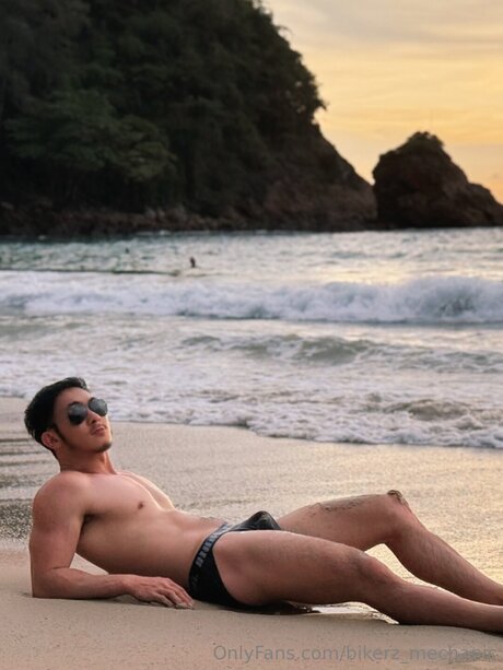 BANK onlyfans nude content