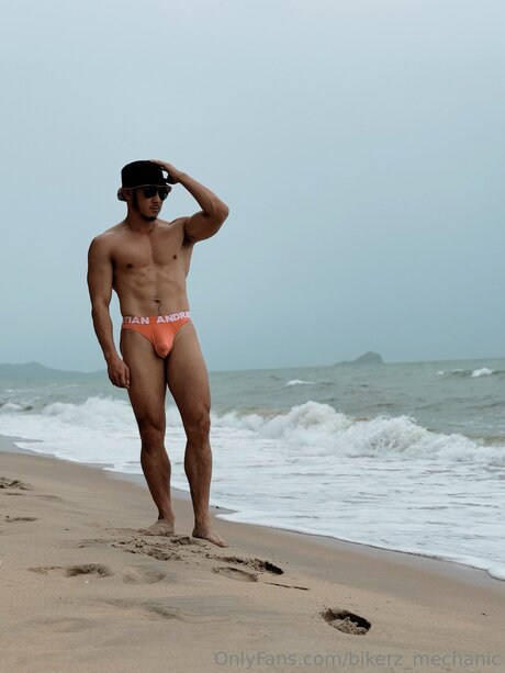 BANK onlyfans leaked tits