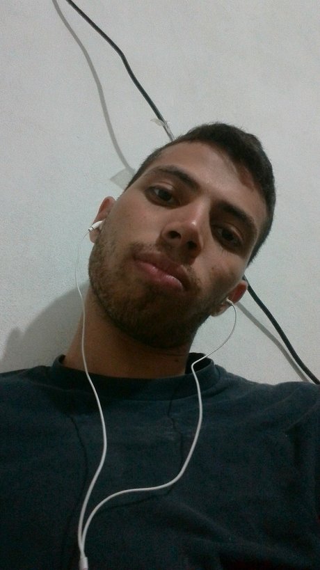 Alving Herrera only fans pic