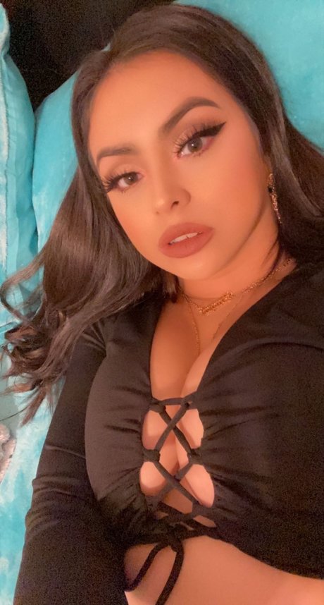 Nina Perez onlyfans leaked dirtyship