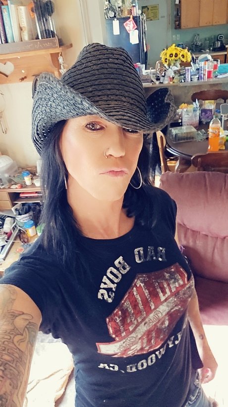 Nikki VonSixxx onlyfans sex tape