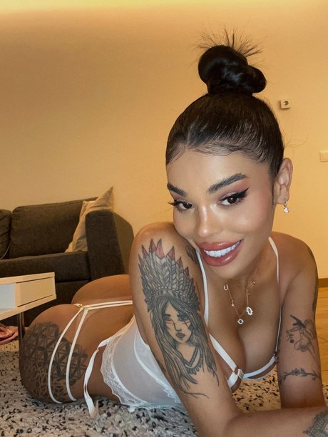 Naughty_ only fans leaks