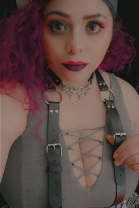 cuddlyclit only fans naked